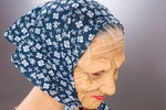 Erw.-Latexmaske alte Frau mit Kopftuch