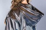 Silver Flash: Oberteil mit Kapuze, Hose