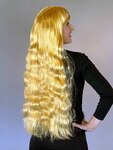 Langhaarperücke mit Pony, goldblond