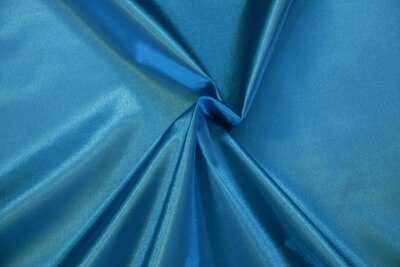 1m Trilobe Glanzstoff blau