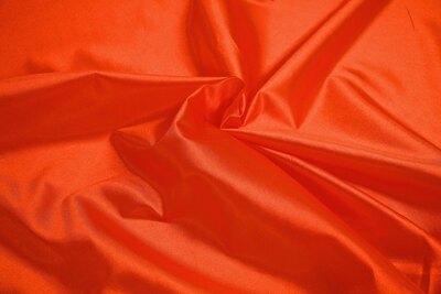 1m Trilobe Glanzstoff orange