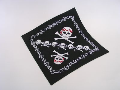 Piratentuch mit Totenkopfdruck, 55 x 55 cm