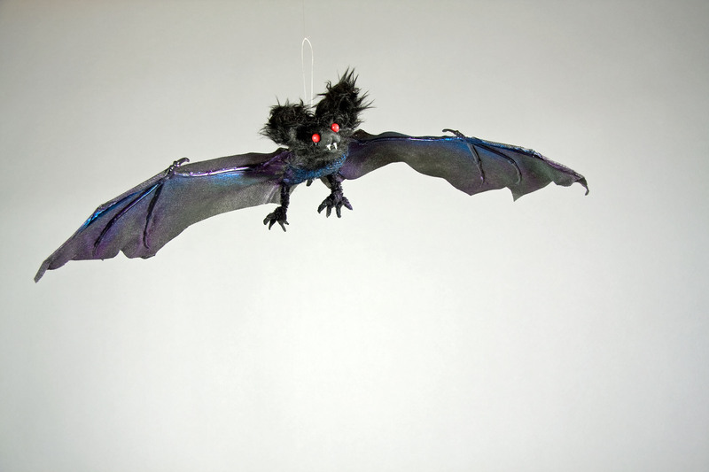 Fledermaus mit Aufhänger, ca. 64 cm