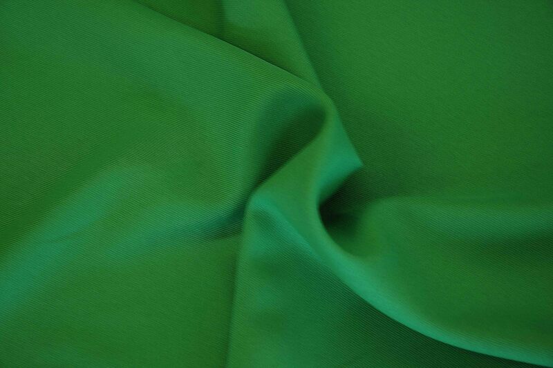 1m Gabardine grün