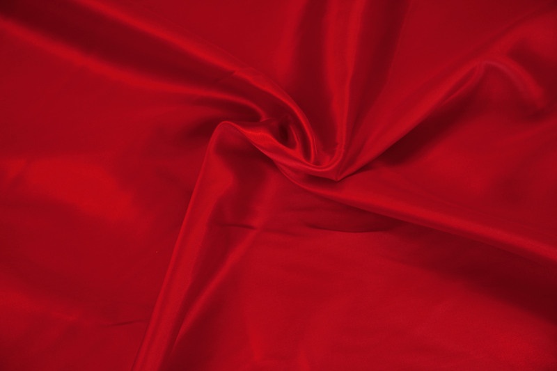 1m Polyestersatin rot
