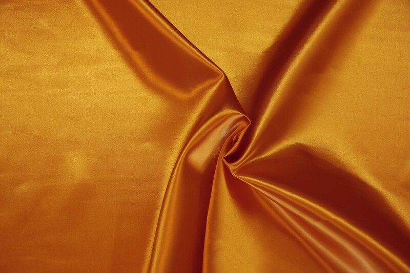 1m Polyestersatin gold