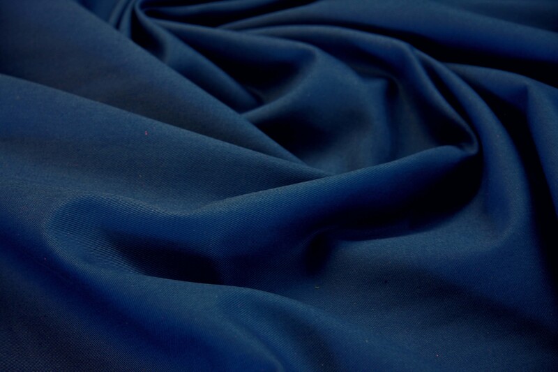 1m Baumwollstoff Köper blau