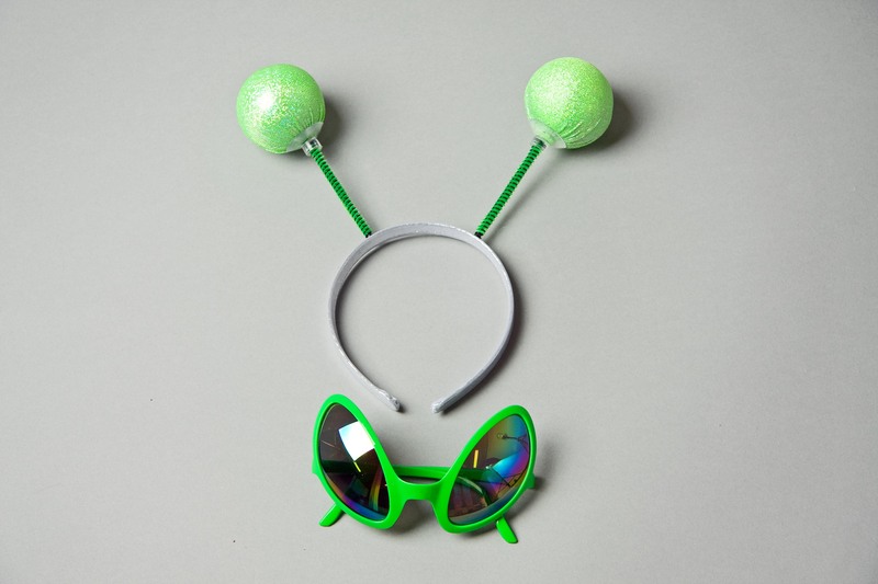 Alien-Set: Brille und Kopfbügel
